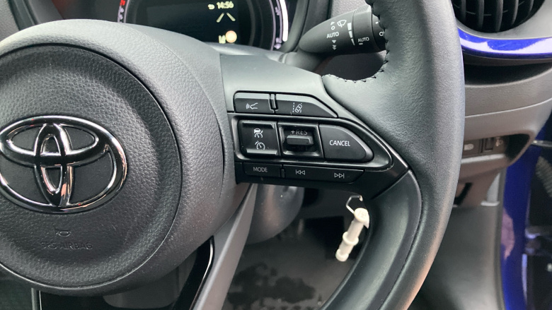 Toyota Aygo X 1.0 VVT-i Edge 5dr Petrol Hatchback